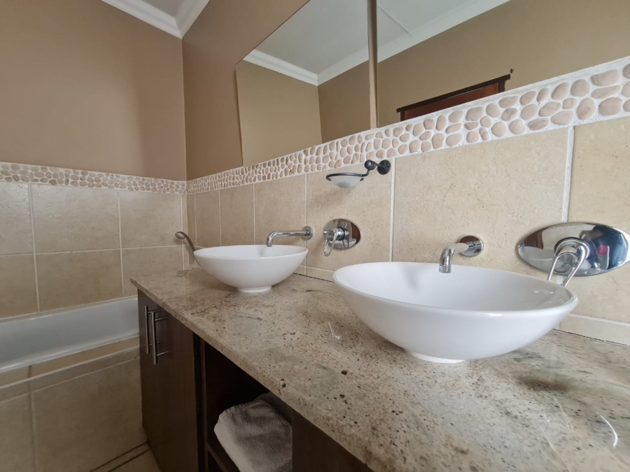 2 Bedroom Property for Sale in Melodie North West